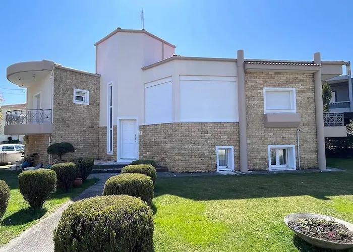 Mama\'S House. 300M Απο Τον Μύλο Των Ξωτικών.