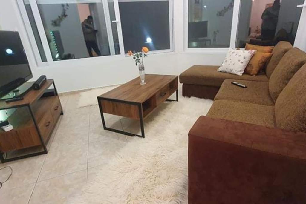 Holiday home Mama's House. 300m απο τον μύλο των ξωτικών.